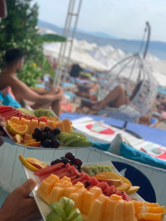 Cocktail & Dreams - Beach Hotel Sarande Ngoại thất bức ảnh