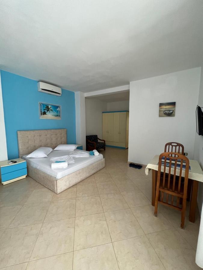 Cocktail & Dreams - Beach Hotel Sarande Ngoại thất bức ảnh