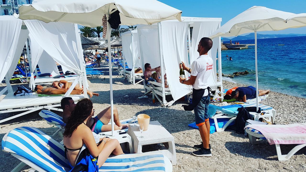 Cocktail & Dreams - Beach Hotel Sarande Ngoại thất bức ảnh